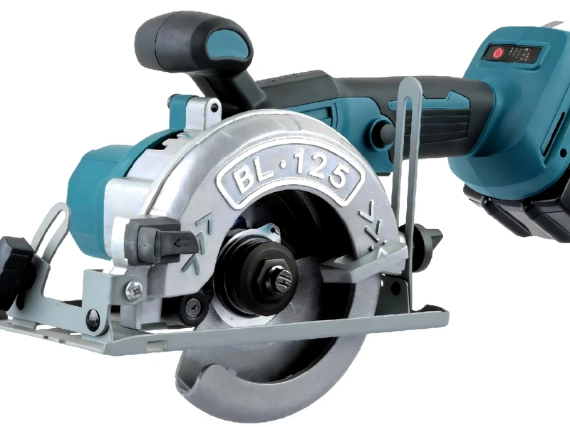 Choosing the Right Power Saw Tools for Fast, Clean Cutting 3 Brushless Lithium Battery Circular Saw with 5000 RPM and Serrated Blade