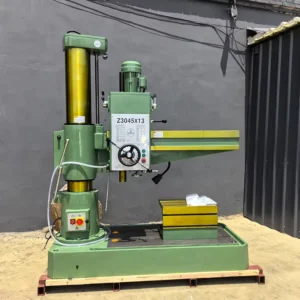 Z3045 Standard Radial Drill Press High Efficiency Radial Arm Drill Press Low Noise Gear Box Features Precision